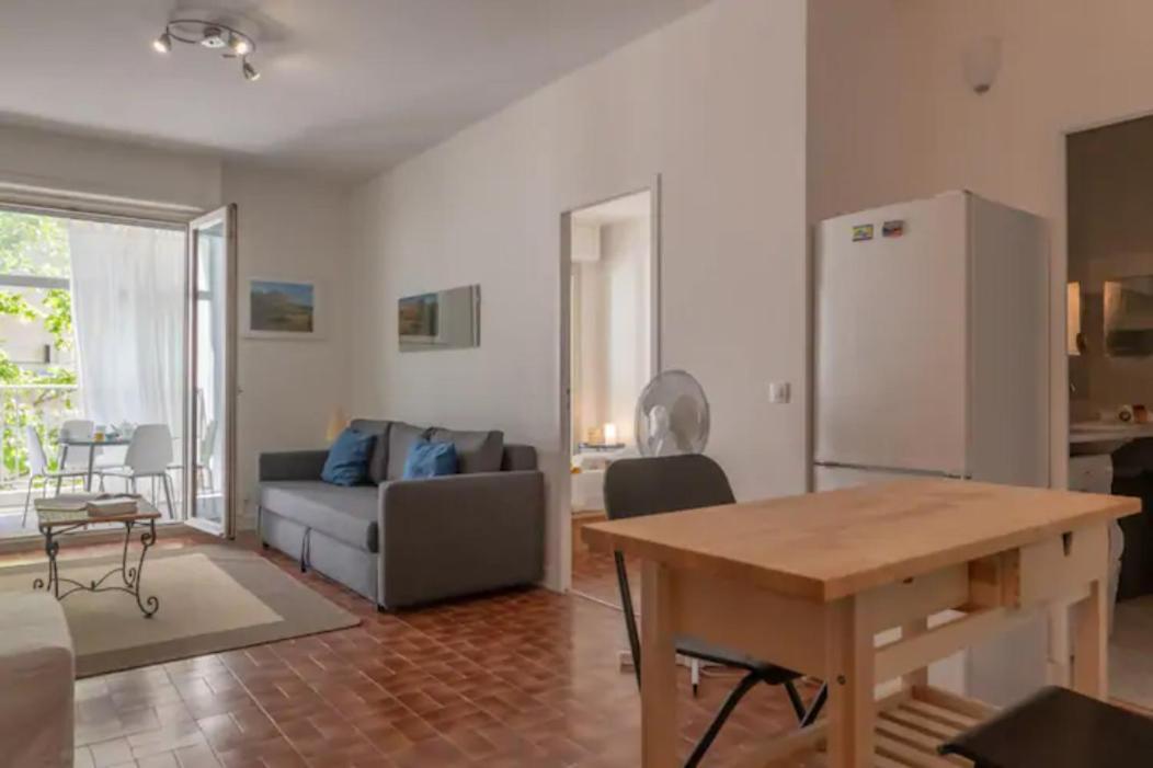 Grand Appartement Lumineux Pour 2 A 4 Personnes A Avignon Intra-Muros Wifi Gratuit Exterior photo