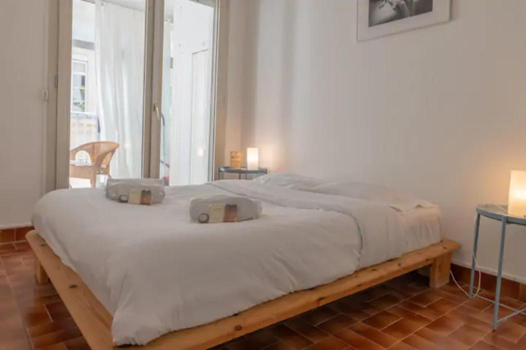 Grand Appartement Lumineux Pour 2 A 4 Personnes A Avignon Intra-Muros Wifi Gratuit Exterior photo